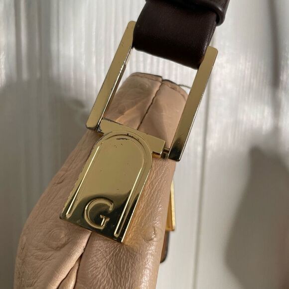 G.I.L.I. Hobo Bag Pale Peach Ostrich Embossed Leather Hobo Bag with Tassel - Picture 4 of 12